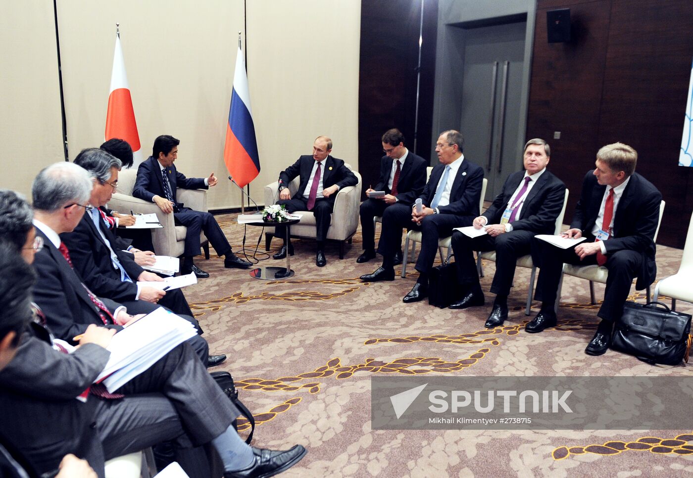 Vladimir Putin takes part in G20 summit in Turkey