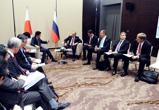 Vladimir Putin takes part in G20 summit in Turkey