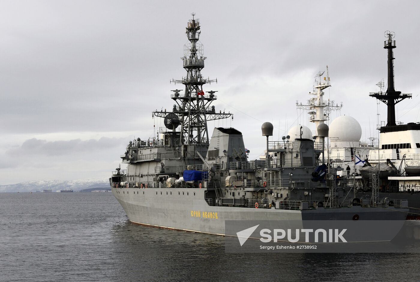Arrival of new unconventional communcations vessel "Yury Ivanov" in Severomorsk