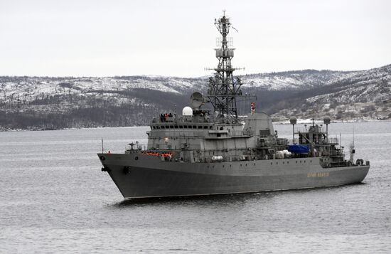 Arrival of new unconventional communcations vessel "Yury Ivanov" in Severomorsk