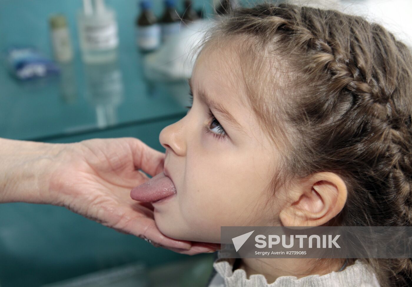 Children vaccinated in Donetsk against polio