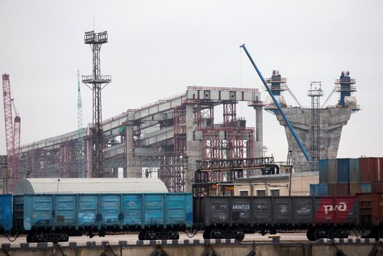Building double-deck bridge across Sea Canal in St.Petersburg