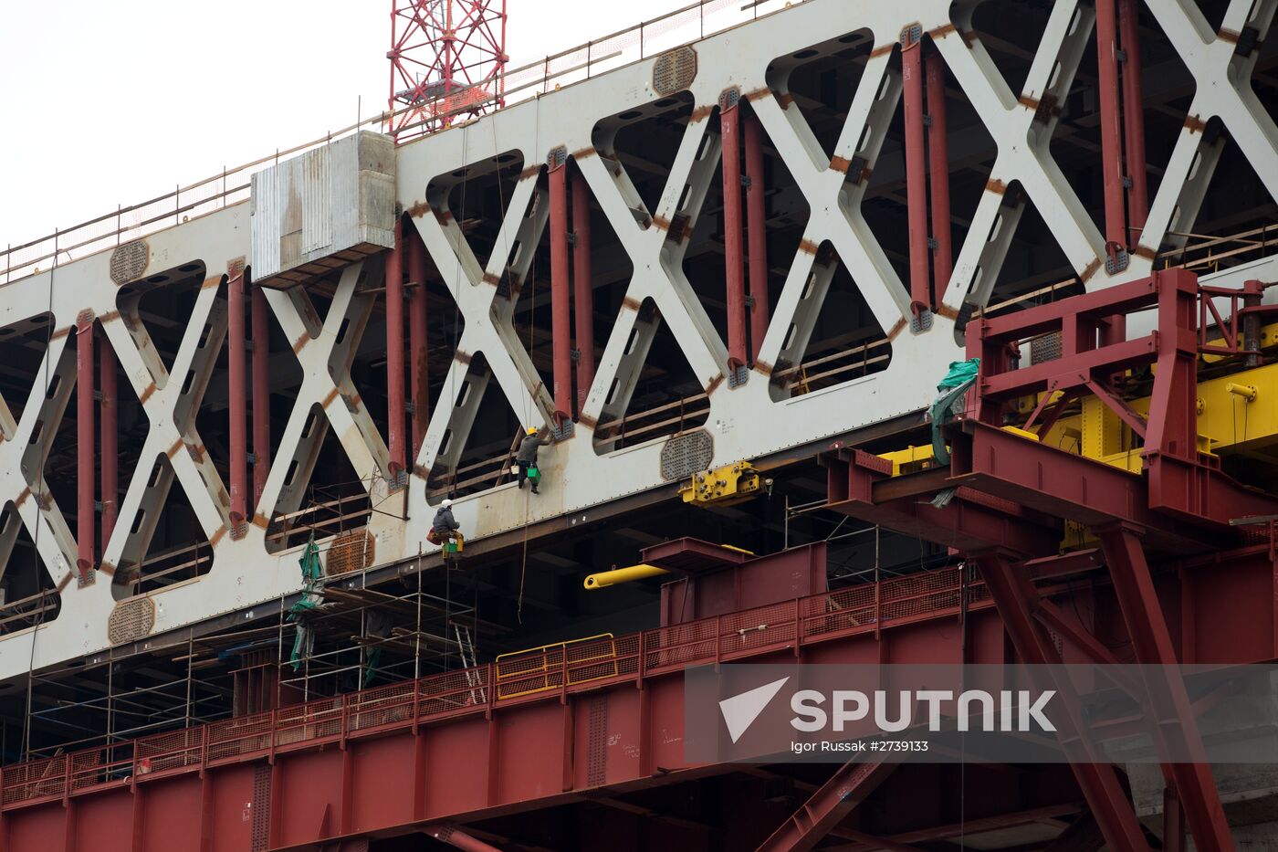 Building double-deck bridge across Sea Canal in St.Petersburg