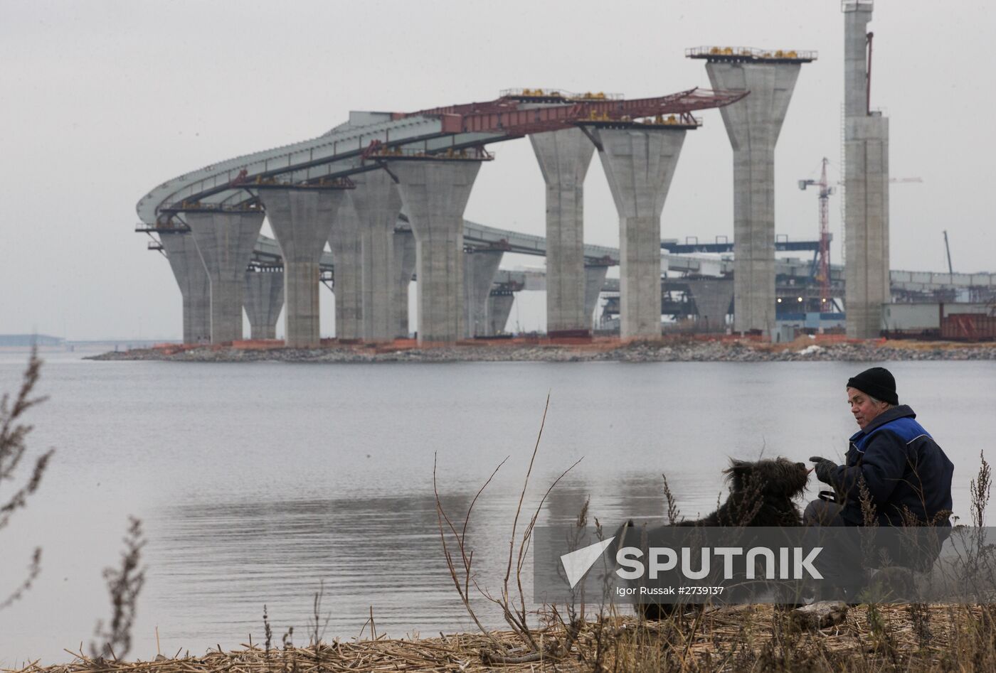 Building double-deck bridge across Sea Canal in St.Petersburg