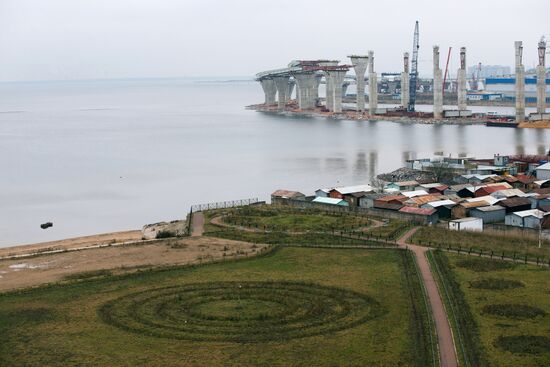 Building double-deck bridge across Sea Canal in St.Petersburg