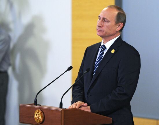 Russian President Vladimir Putin participates in G20 summit in Turkey