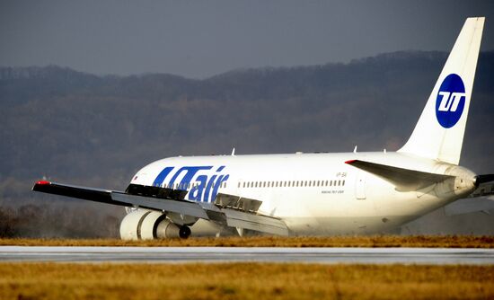 UTair airline's first flight on the Vladivostok-Moscow route