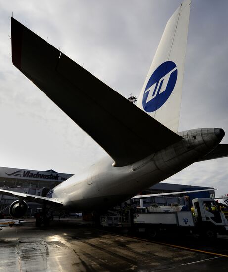 UTair airline's first flight on the Vladivostok-Moscow route