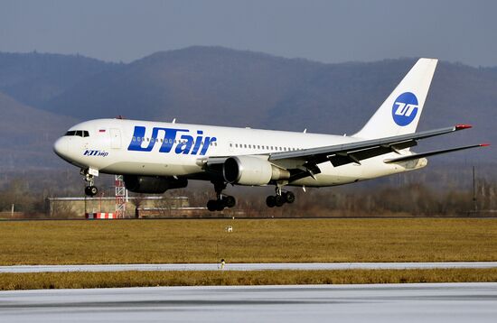 UTair airline's first flight on the Vladivostok-Moscow route