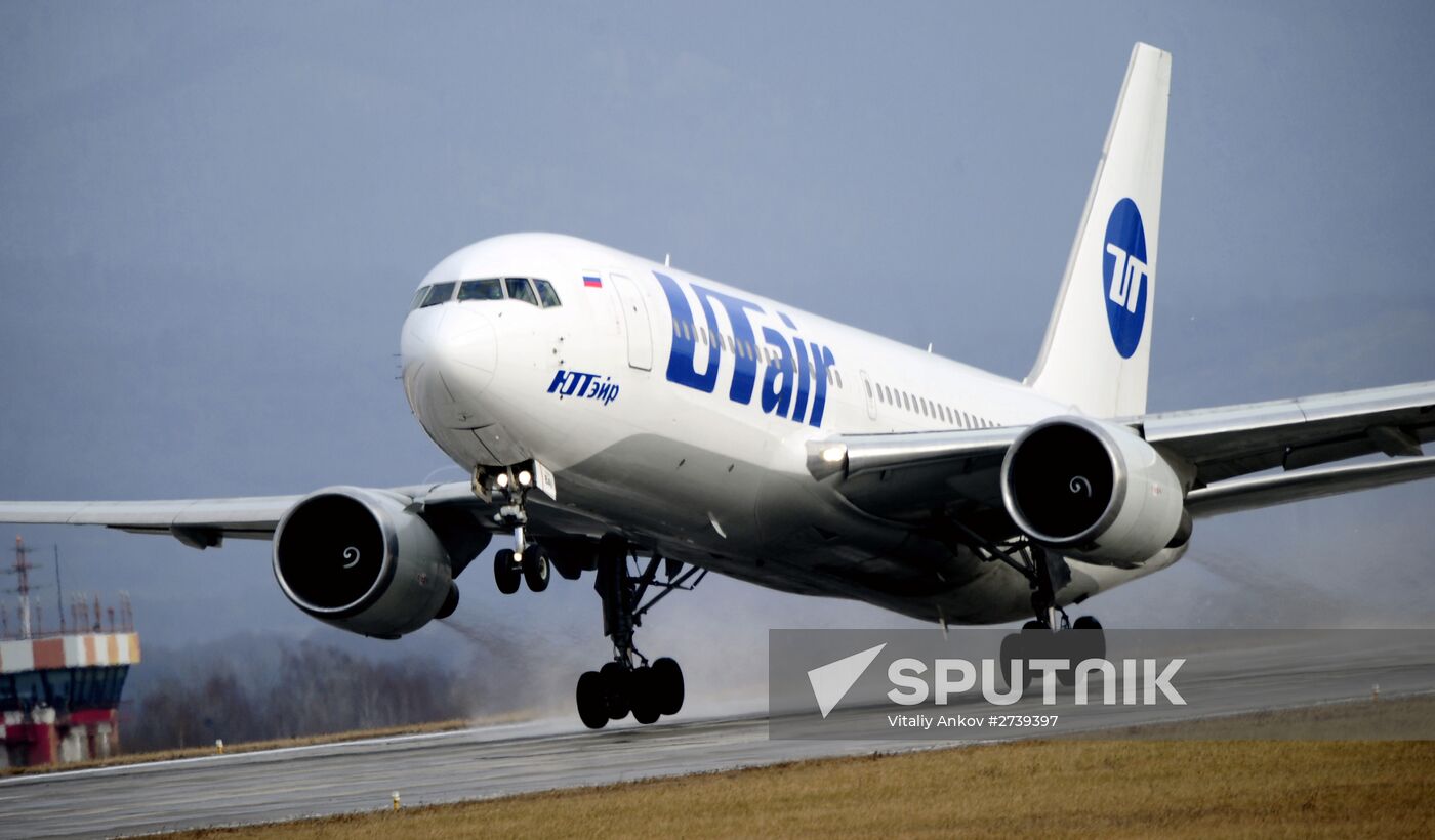 UTair airline's first flight on the Vladivostok-Moscow route