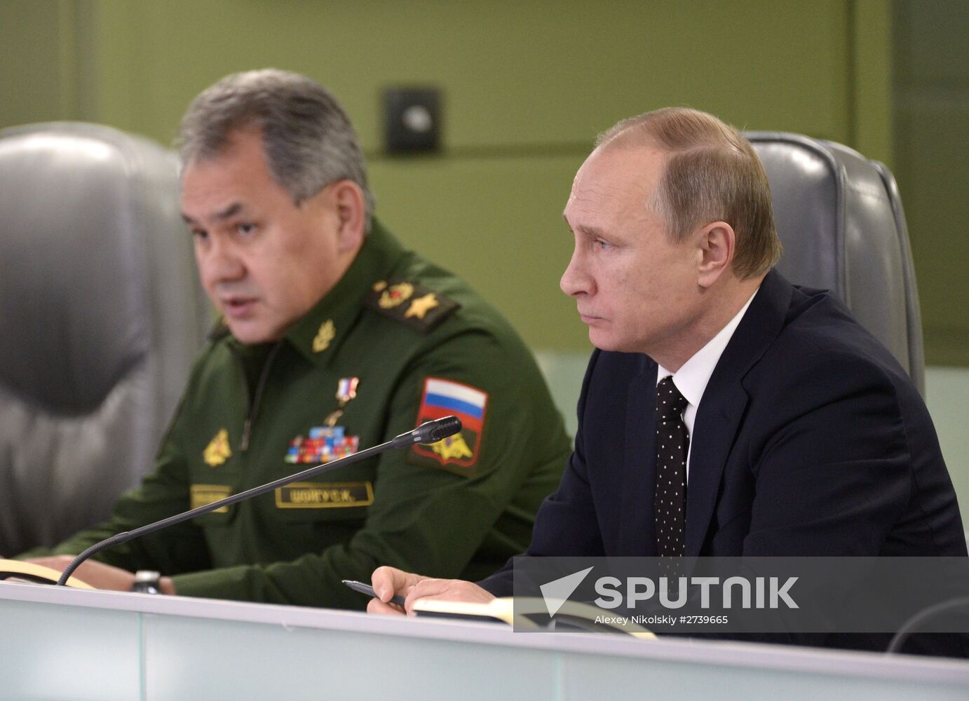 President Vladimir Putin tours National Defense Management Center