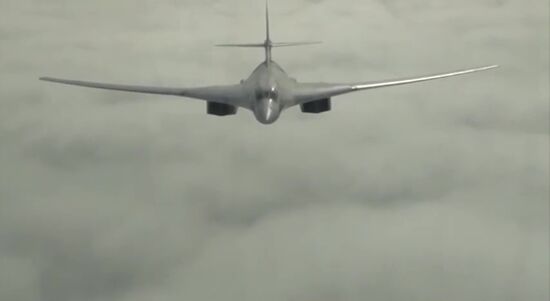 Russian long range air force launches massive airstrikes on IS infrastructure in Syria