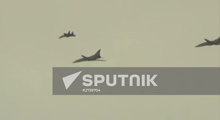 Russian long range air force launches massive airstrikes on IS infrastructure in Syria
