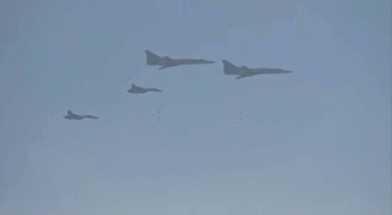 Russian long range air force launches massive airstrikes on IS infrastructure in Syria