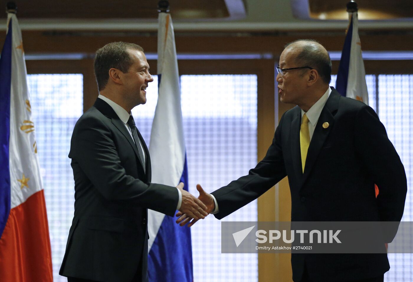 Prime Minister Dmitry Medvedev participates in APEC Leaders' Week in the Philippines