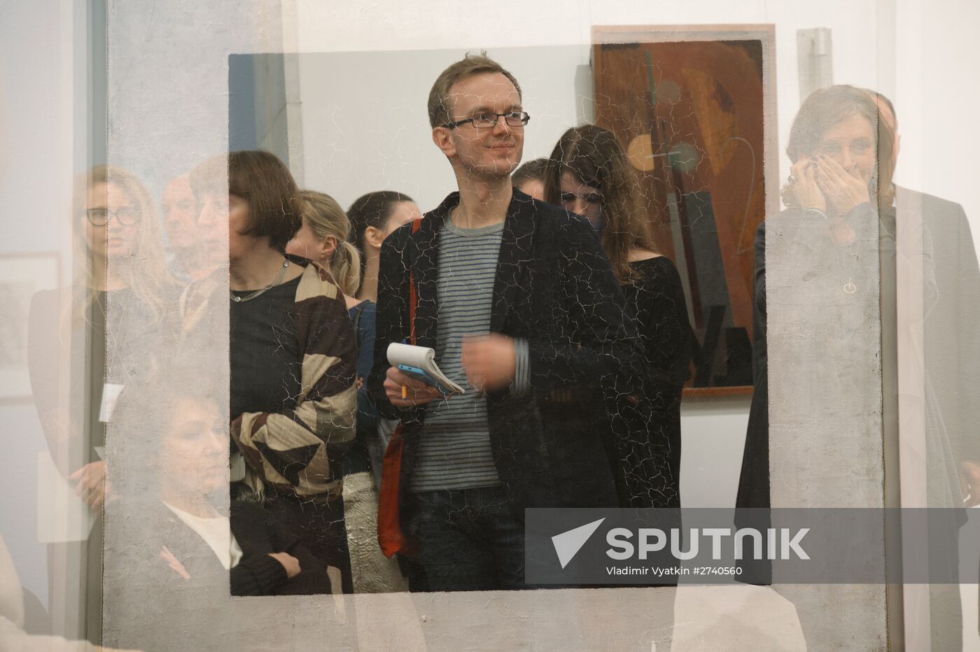 Researchers find color image hidden beneath Malevich's "Black Square"
