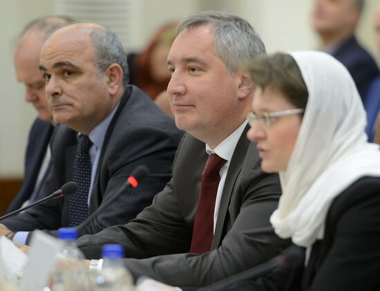 Russian Deputy Prime Minister Dmitry Rogozin visits Iran