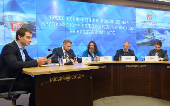 News conference on Fyodor Konyukhov's around the world flight