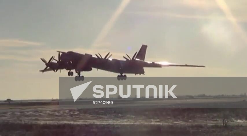 Cruise missiles hit ISIS targets in Syria