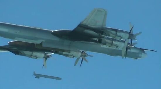 Cruise missiles hit ISIS targets in Syria