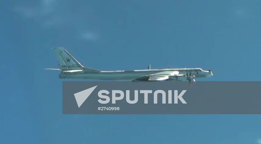 Cruise missiles hit ISIS targets in Syria