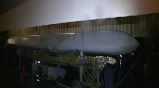 Cruise missiles hit ISIS targets in Syria