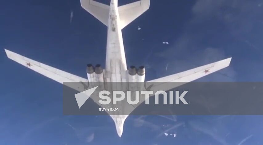 Cruise missiles hit ISIS targets in Syria