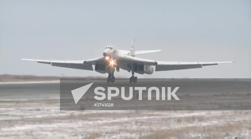 Cruise missiles hit ISIS targets in Syria