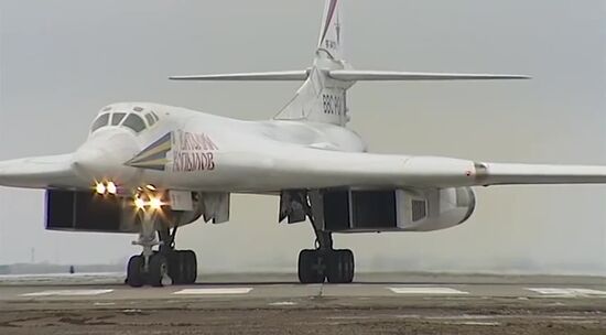 Cruise missiles hit ISIS targets in Syria