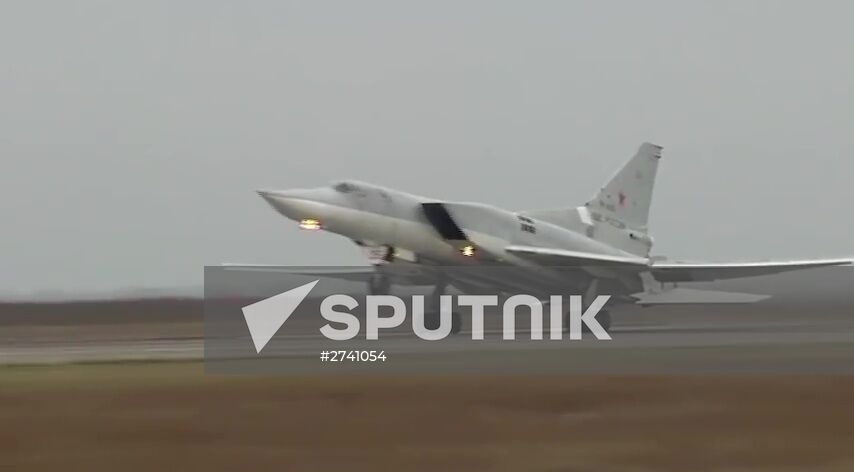 Cruise missiles hit ISIS targets in Syria