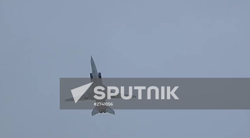 Cruise missiles hit ISIS targets in Syria