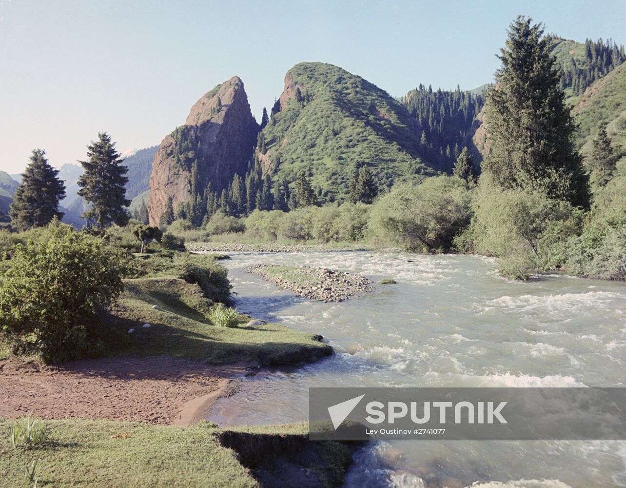 Jeti-Oguz Gorge in Kyrgyzstan