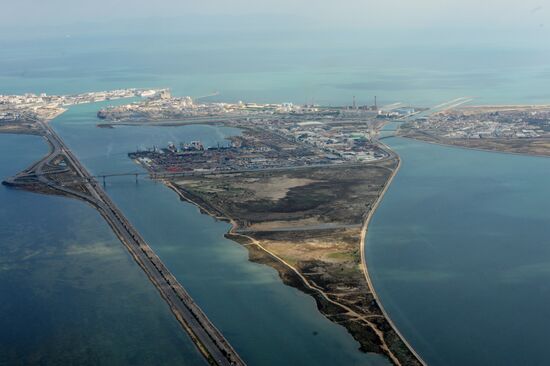 Cities of the world. Tunis