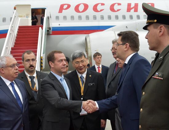 Prime Minister Medvedev visits Malaysia to attend attend East Asia Summit