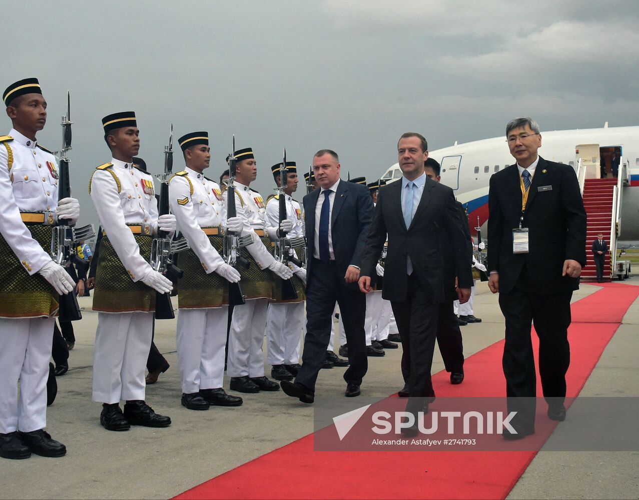 Prime Minister Medvedev visits Malaysia to attend attend East Asia Summit