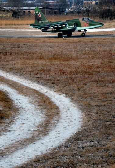 Tactical flight training at Chernigovka airfield, Primorye Territory
