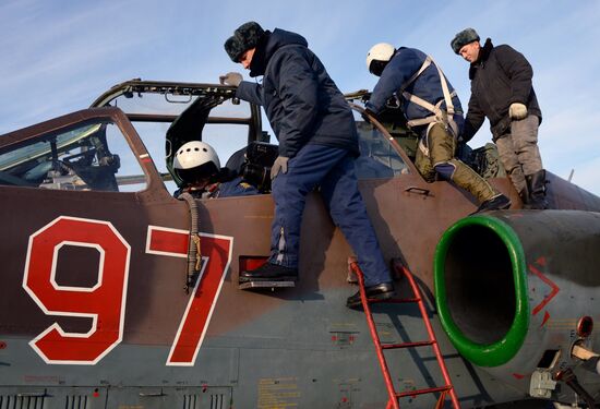 Tactical flight training at Chernigovka airfield, Primorye Territory