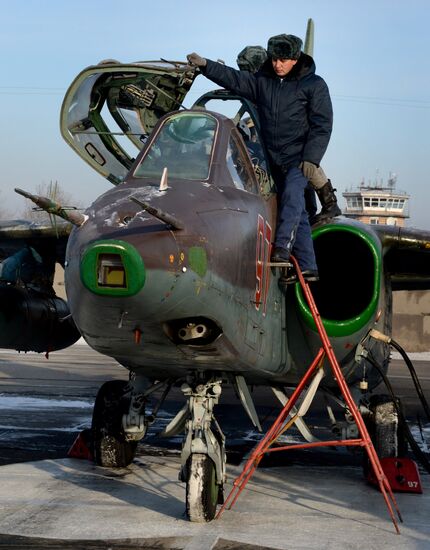 Tactical flight training at Chernigovka airfield, Primorye Territory