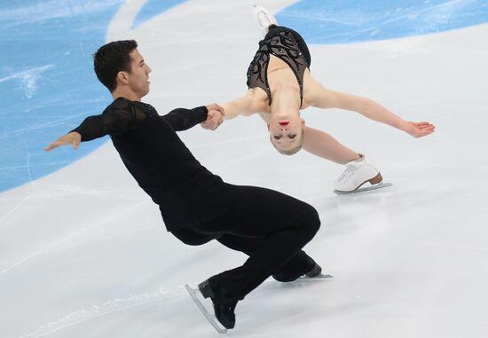 ISU Grand Prix of Figure Skating. 5th Stage. Pairs. Short program
