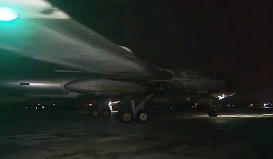 Russian Air Force's long-range aircraft hit ISIS targets in Syria