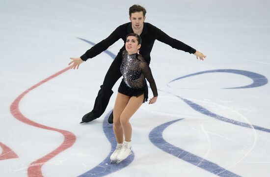 ISU Grand Prix of Figure Skating. 5th Stage. Pairs. Short program