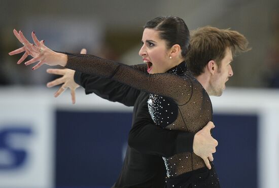 ISU Grand Prix of Figure Skating. 5th Stage. Pairs. Short program