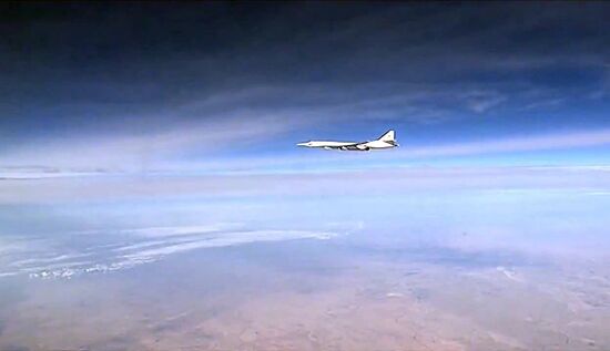 Russian Air Force's long-range aircraft hit ISIS targets in Syria