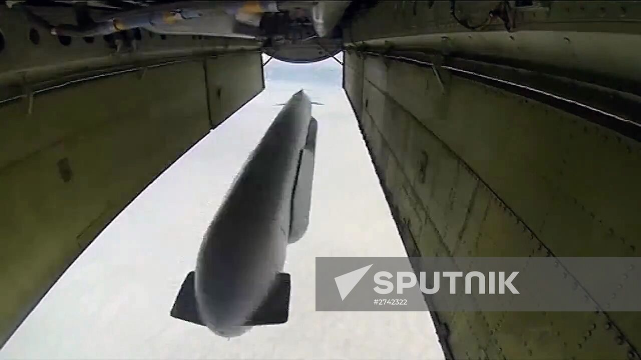 Russian Air Force's long-range aircraft hit ISIS targets in Syria