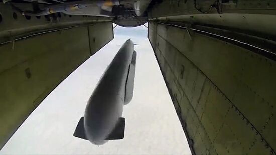 Russian Air Force's long-range aircraft hit ISIS targets in Syria