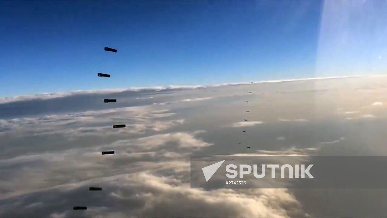 Russian Air Force's long-range aircraft hit ISIS targets in Syria
