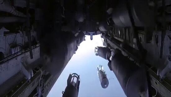 Russian Air Force's long-range aircraft hit ISIS targets in Syria