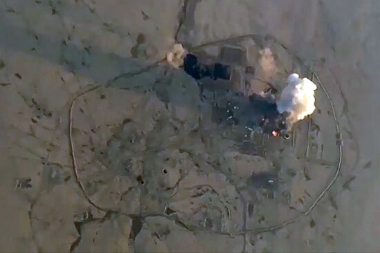 Russian Air Force's long-range aircraft hit ISIS targets in Syria