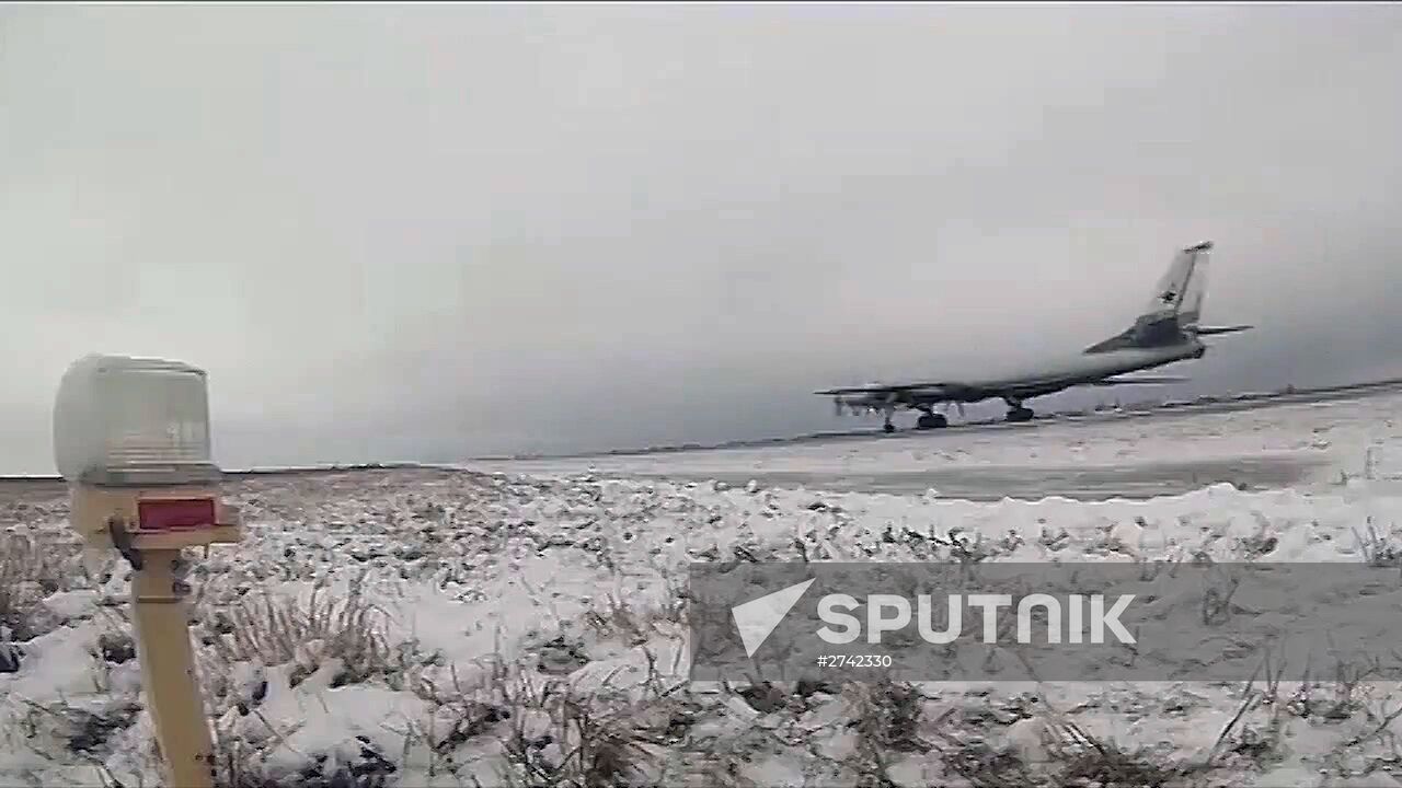 Russian Air Force's long-range aircraft hit ISIS targets in Syria