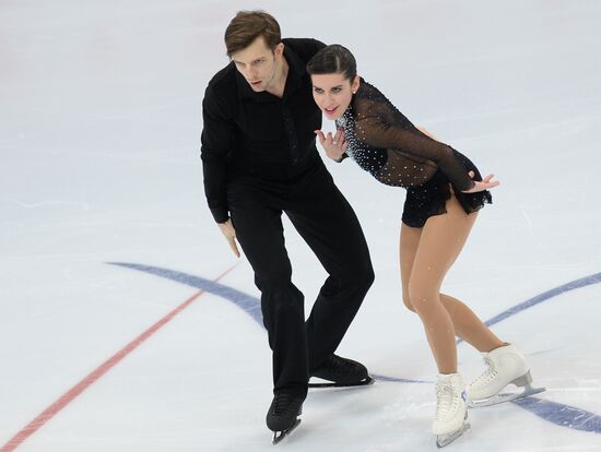 ISU Grand Prix of Figure Skating. 5th Stage. Pairs. Short program